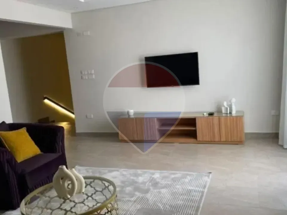 Unique Furnished I-Villa Roof for sale in Green 5