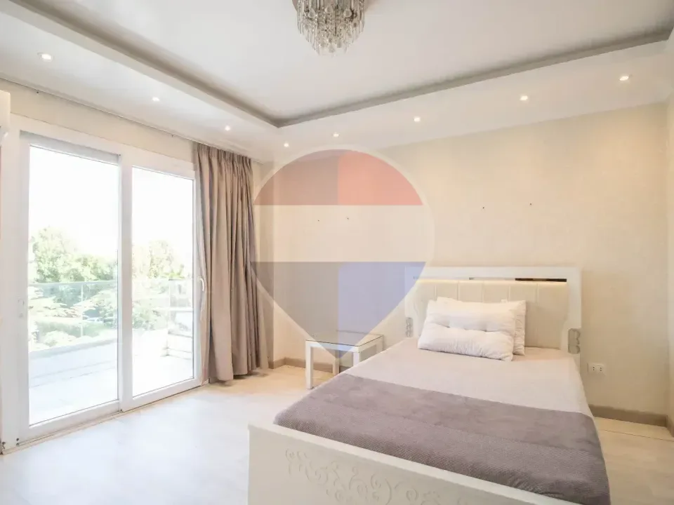 Luxury furnished apartment in Zayed dunes