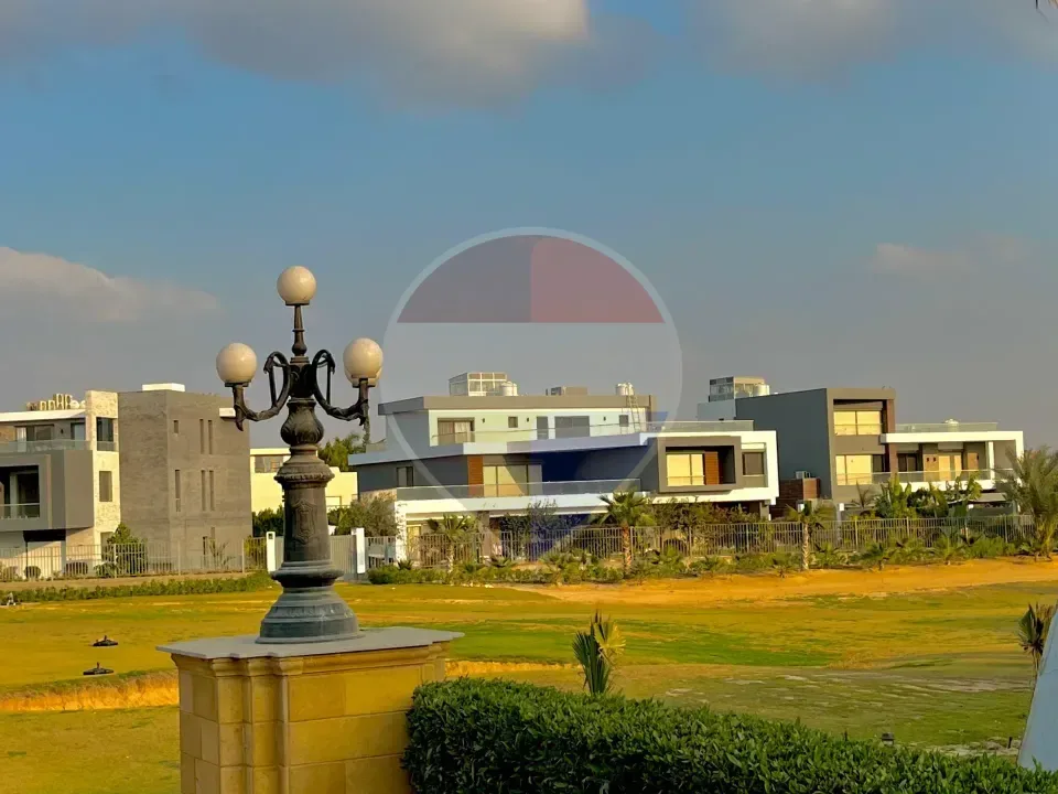 Twin House for Sale in Golf City Compound – El Obour
