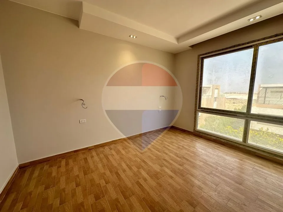 Landscape view apartment in Upville- Best price