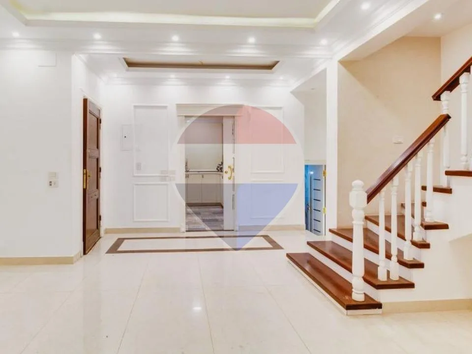 I-Villa Garden For Rent in M.V Giza Plateau