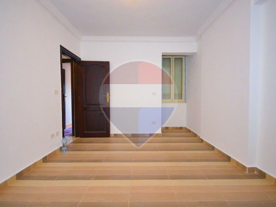 Apartment for sale 176 m, Louran, Mahmoud Maharam Street, branching off from Al-Iqbal Street