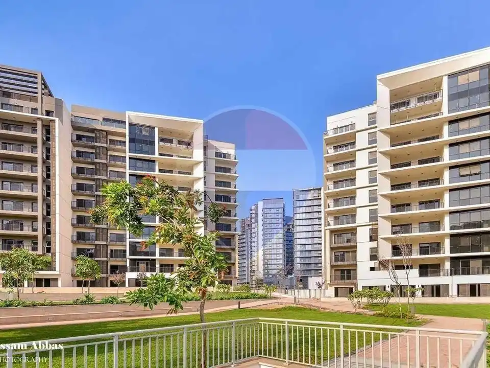 Apartment for rent in zed west - plaza view