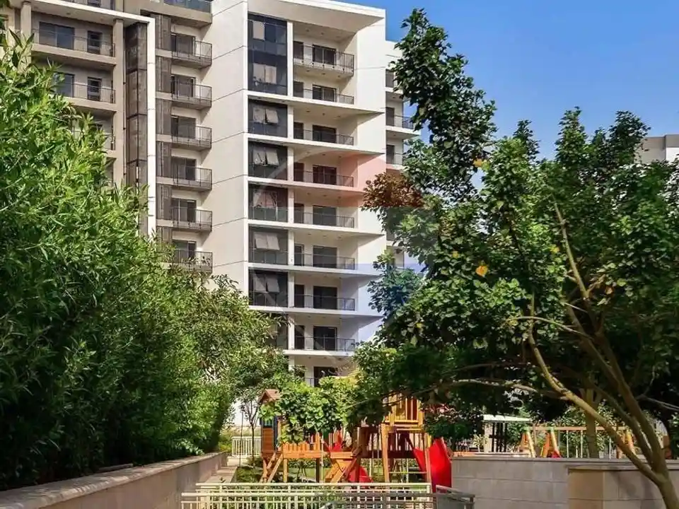 Apartment for rent in zed west - plaza view