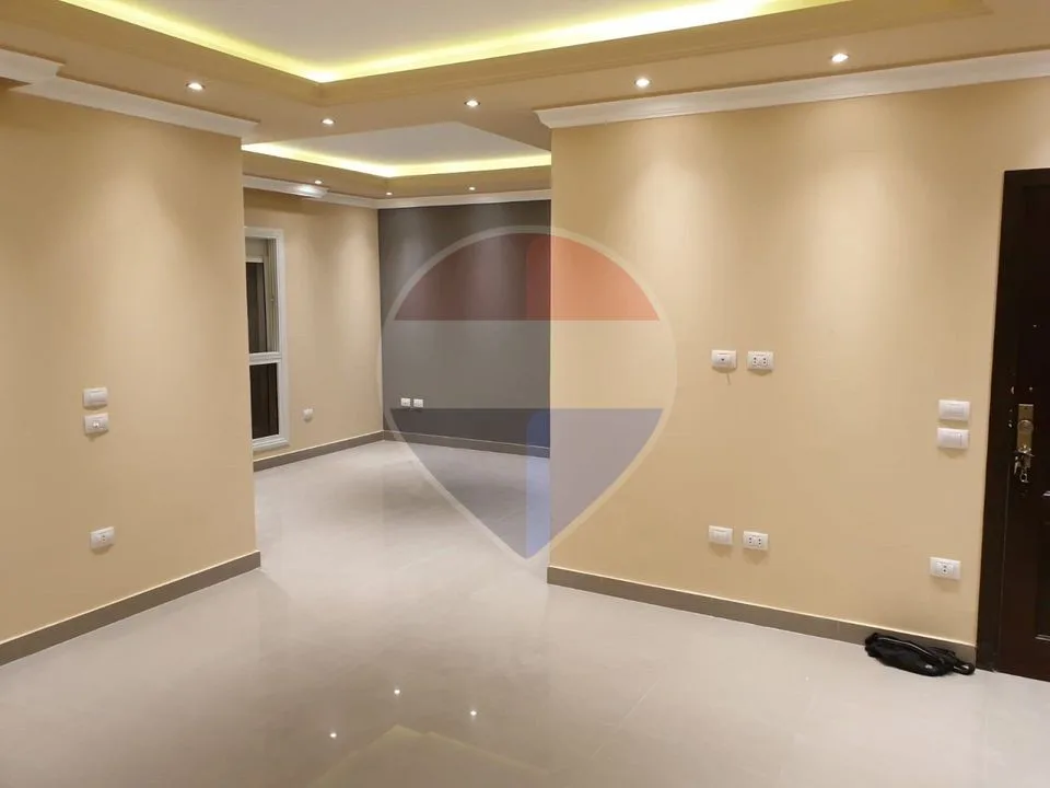 Resale Semi-furnished Penthouse -M.V Giza Plateau