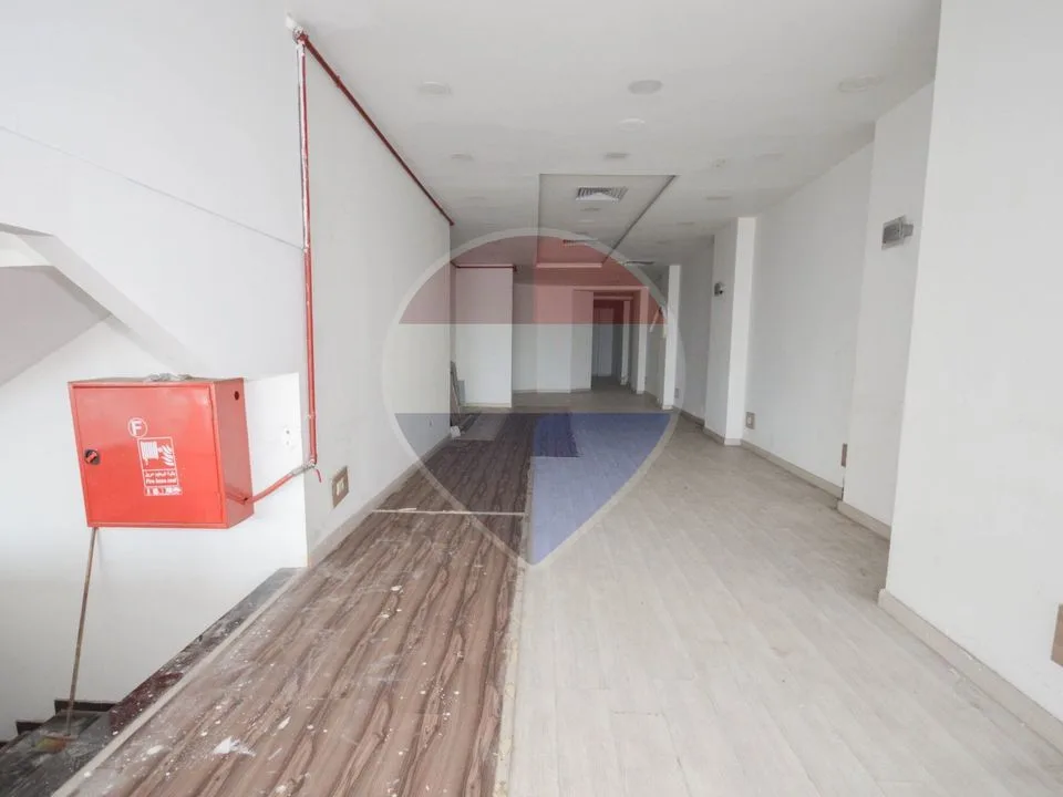 For rent, a 330 sqm shop in Ibrahima, directly on the sea