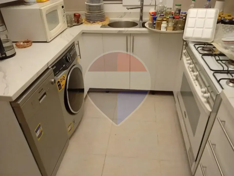 شقة