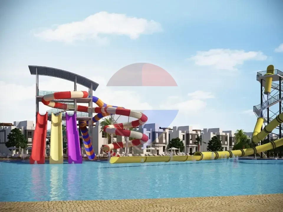ستوديو داخل فيلا دوبلكس للبيع في كريستال لاجونز
