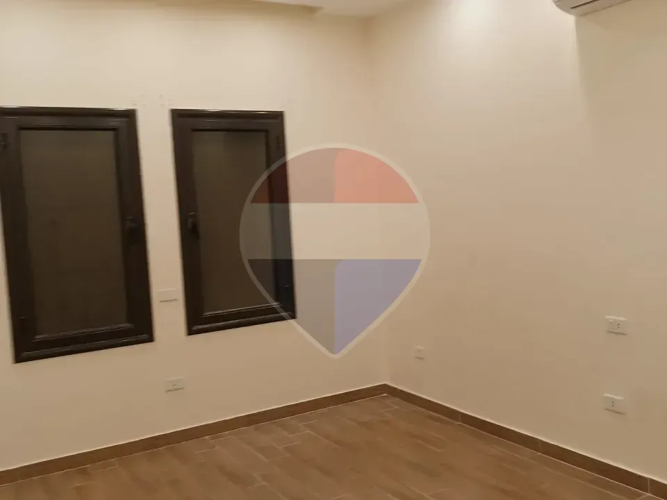 Apartment for Rent in Green 5- Prime Location