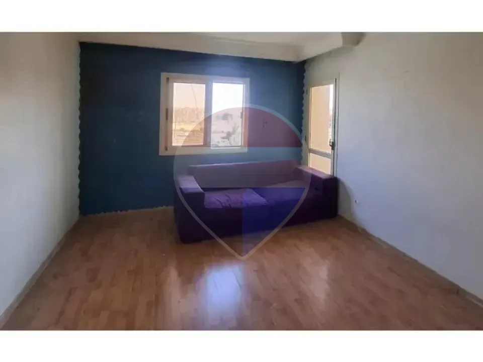 Prime location fully finished apartmnet in Zayed 2000