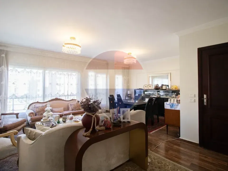 Penthouse for sale in Karma Residence compound