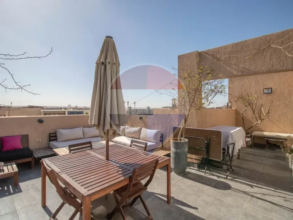 Penthouse for sale in Karma Residence compound