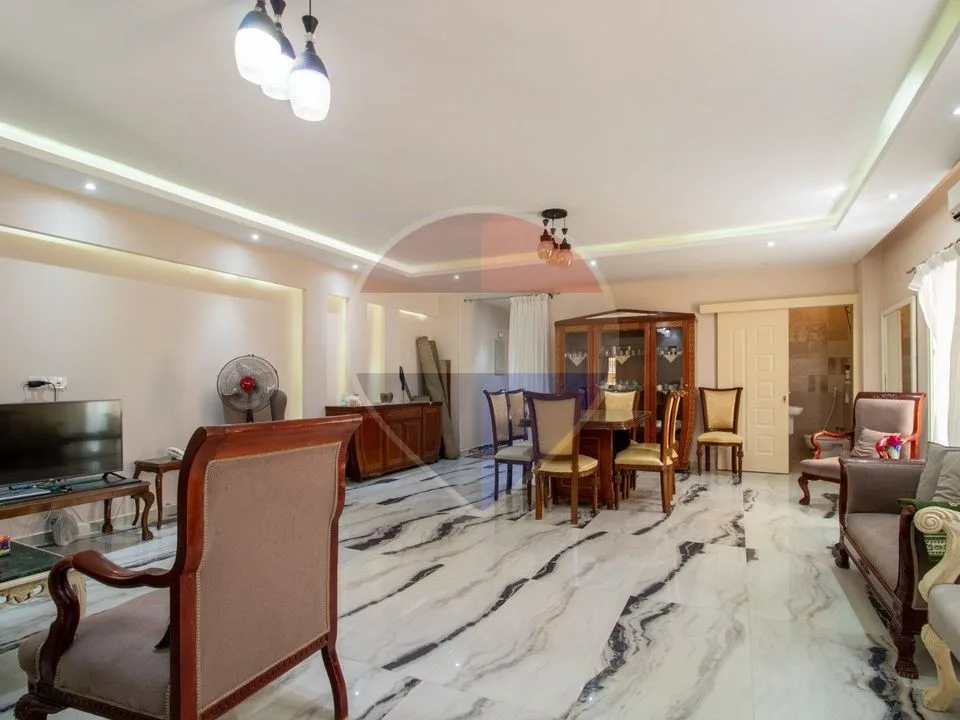 Luxury Apartment With Garden In Zayed Heights