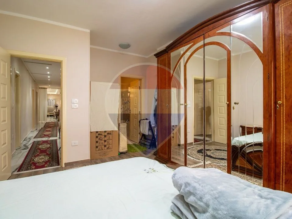 Luxury Apartment With Garden In Zayed Heights