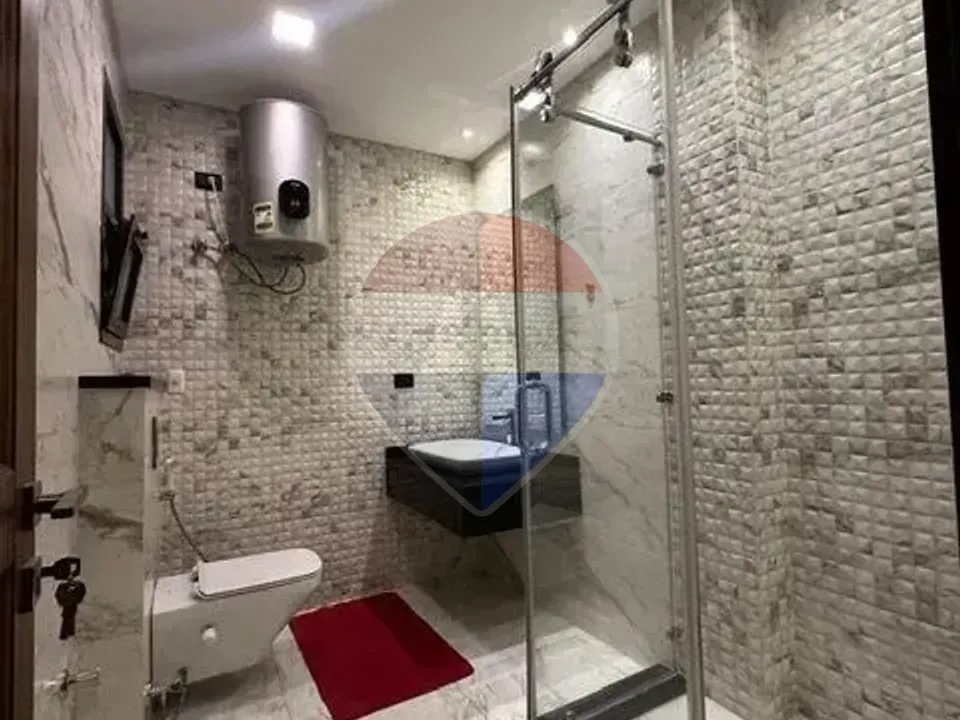 Duplex Garden in Eastown for rent