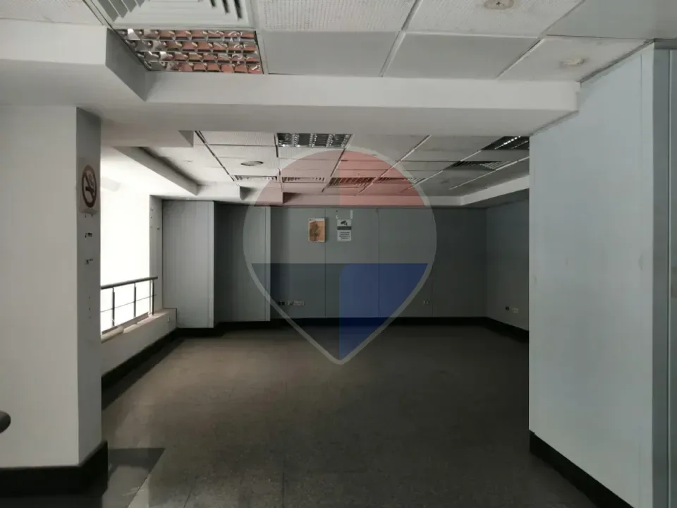 Fully Licensed Commercial & Office Building for Sale in Heliopolis – Prime Location – 2,100 sqm
