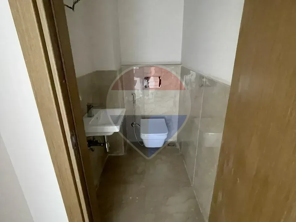 شقة فاخرة للإيجار في زد ويست – إطلالة بانورامية
