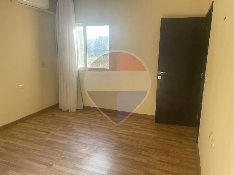 Semi-furnished Apartmet For Rent in The Address