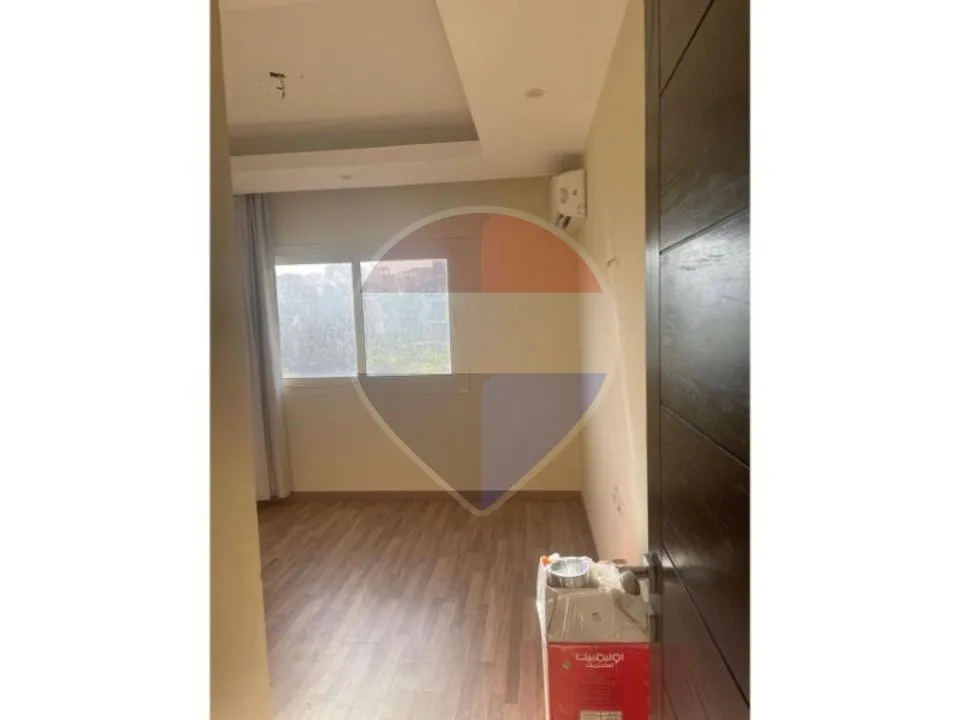Semi-furnished Apartmet For Rent in The Address