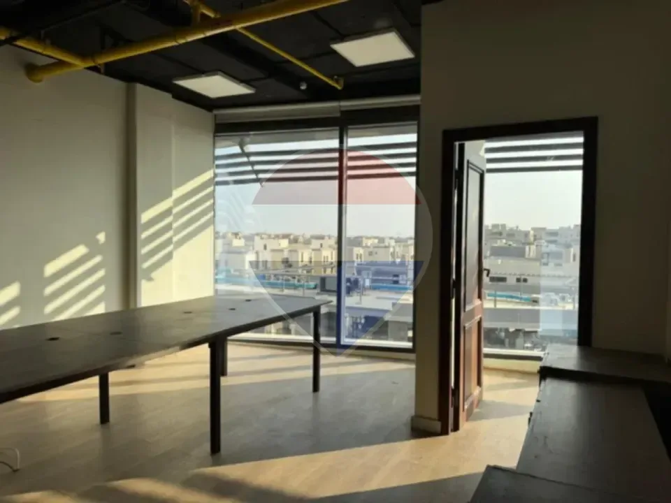 Office for Sale in Polygon – Sheikh Zayed