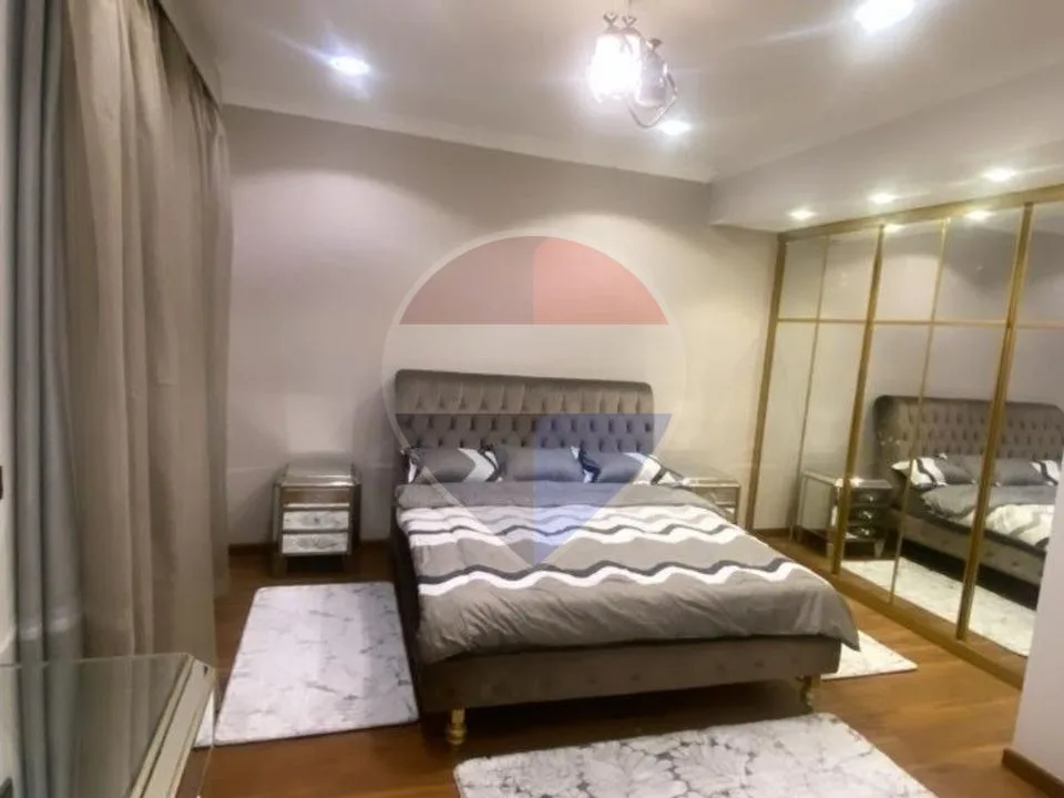 Furnished villa with pool in West Gate