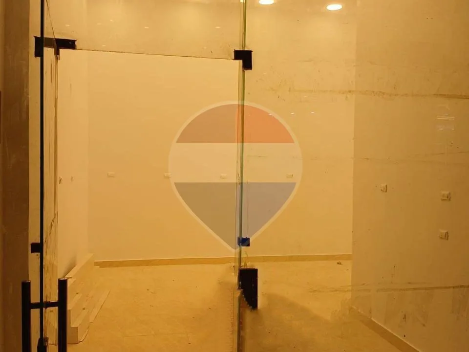 Commercial Shop for rent in Family Mall