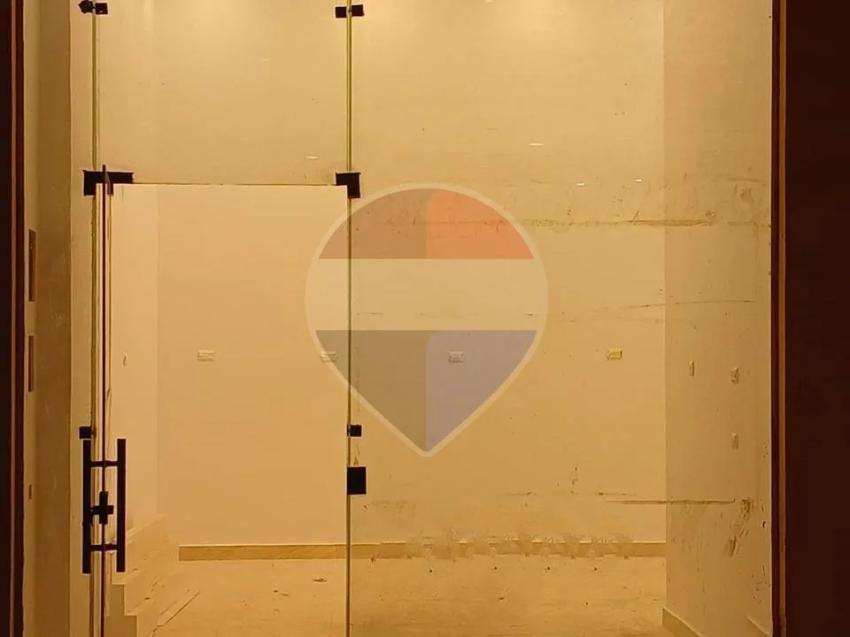 Commercial Shop for rent in Family Mall
