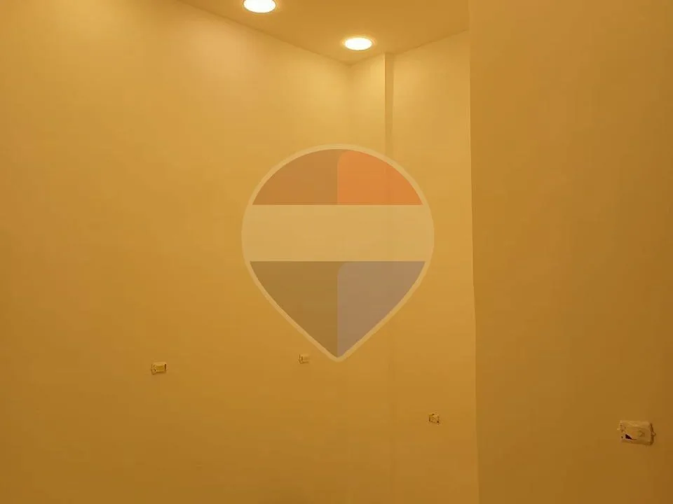 Commercial Shop for rent in Family Mall