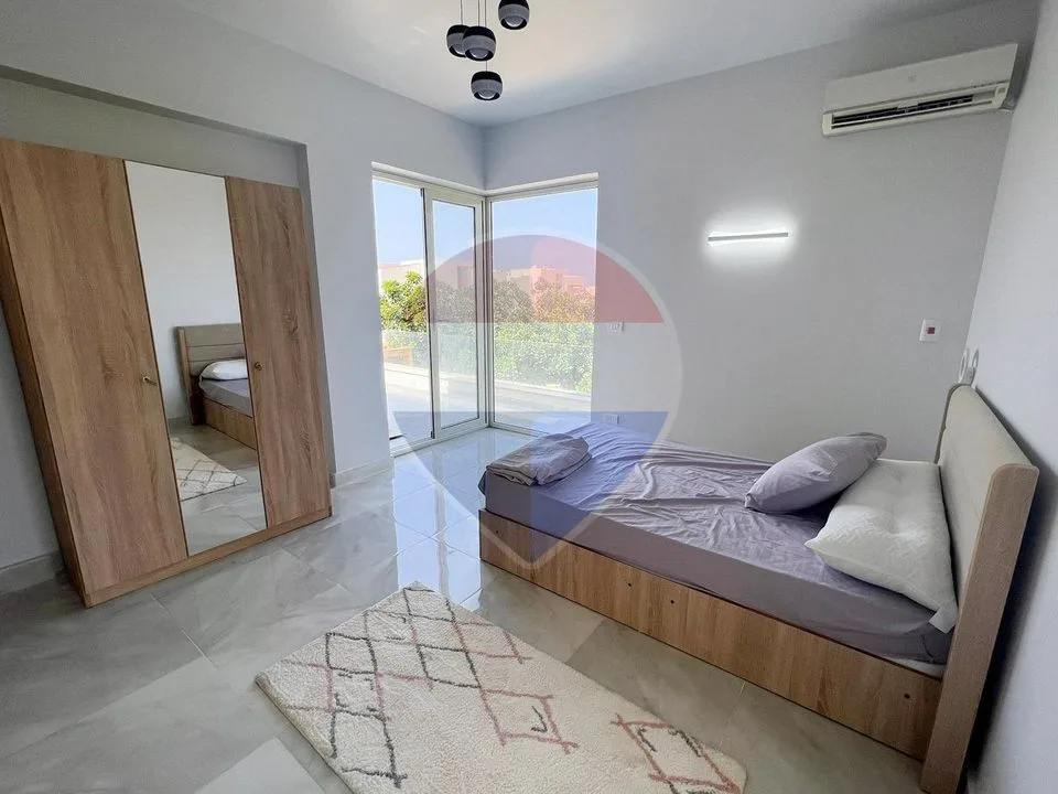 Villa 870 square meters, 124 square meters, Hacienda Bay village