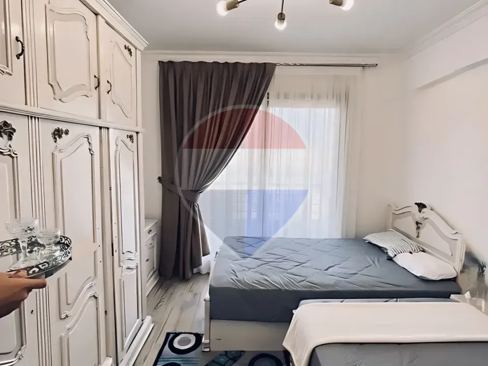 شقة مفروشة 130م للايجار في كمبوند جنة زايد 2