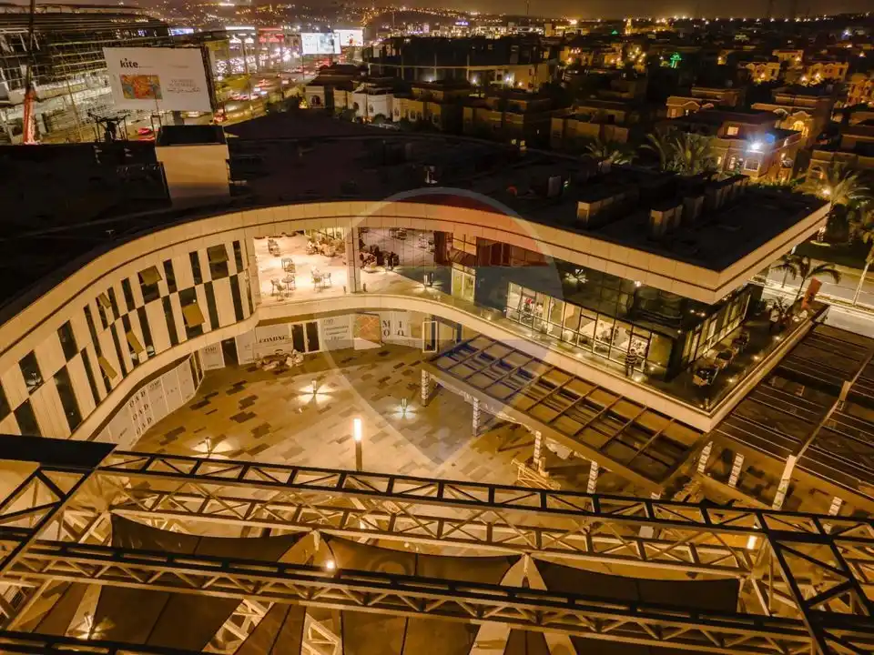 Retail shop For Rent in Centrada Plaza