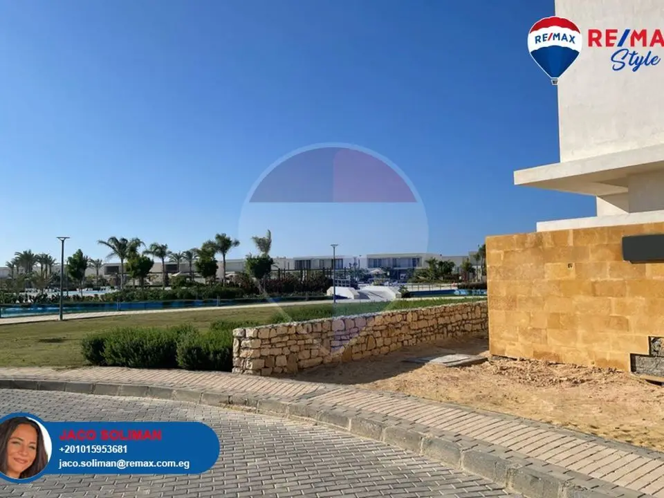 Villa 420 sqm for sale in Seashell North Coast