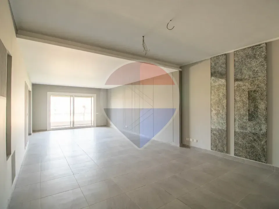 Luxury Upper Duplex in The Crown - Palm Hills