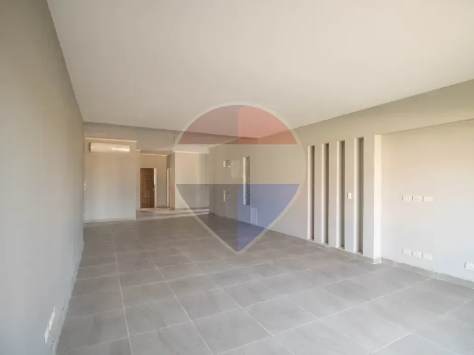 Luxury Upper Duplex in The Crown - Palm Hills