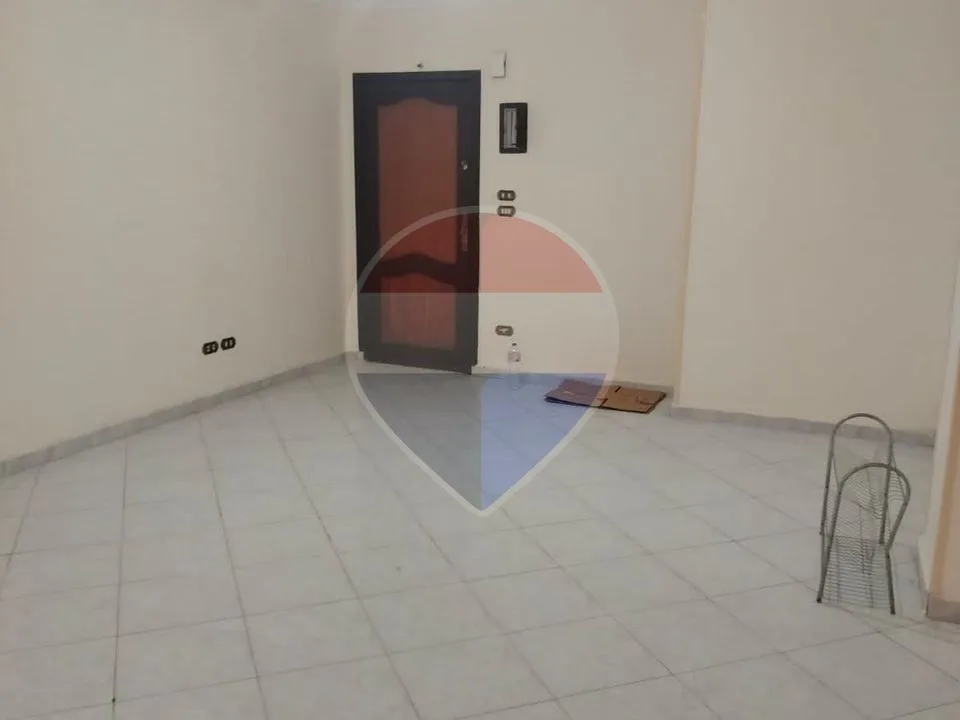 شقة