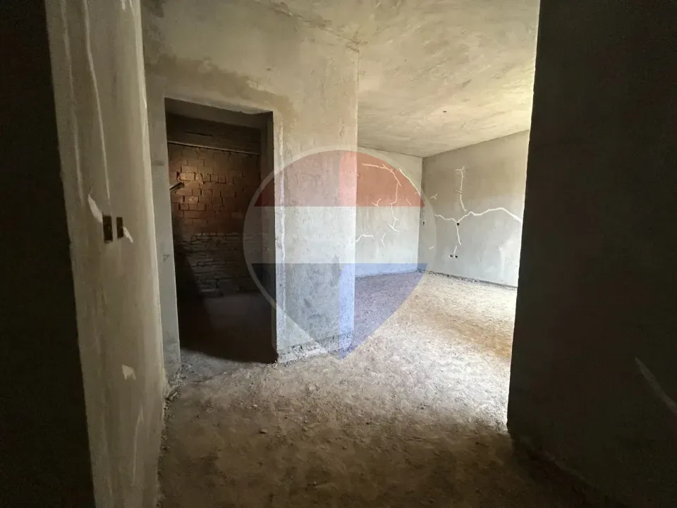 بنتهاوس نصف تشطيب سعر مميز في كمبوند جرين 5