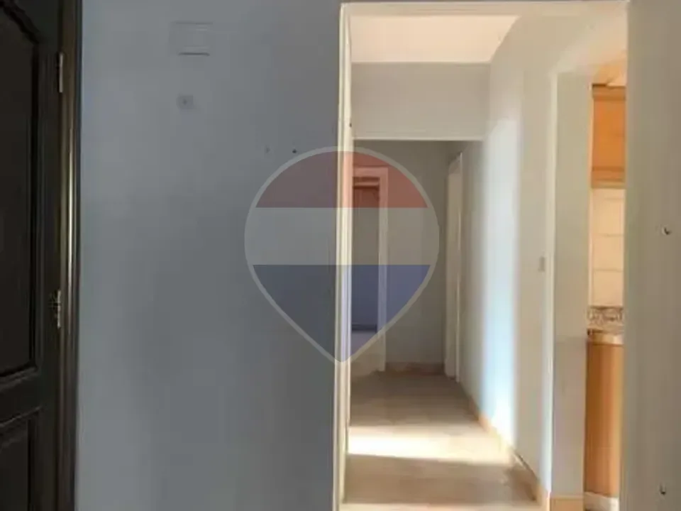 شقة