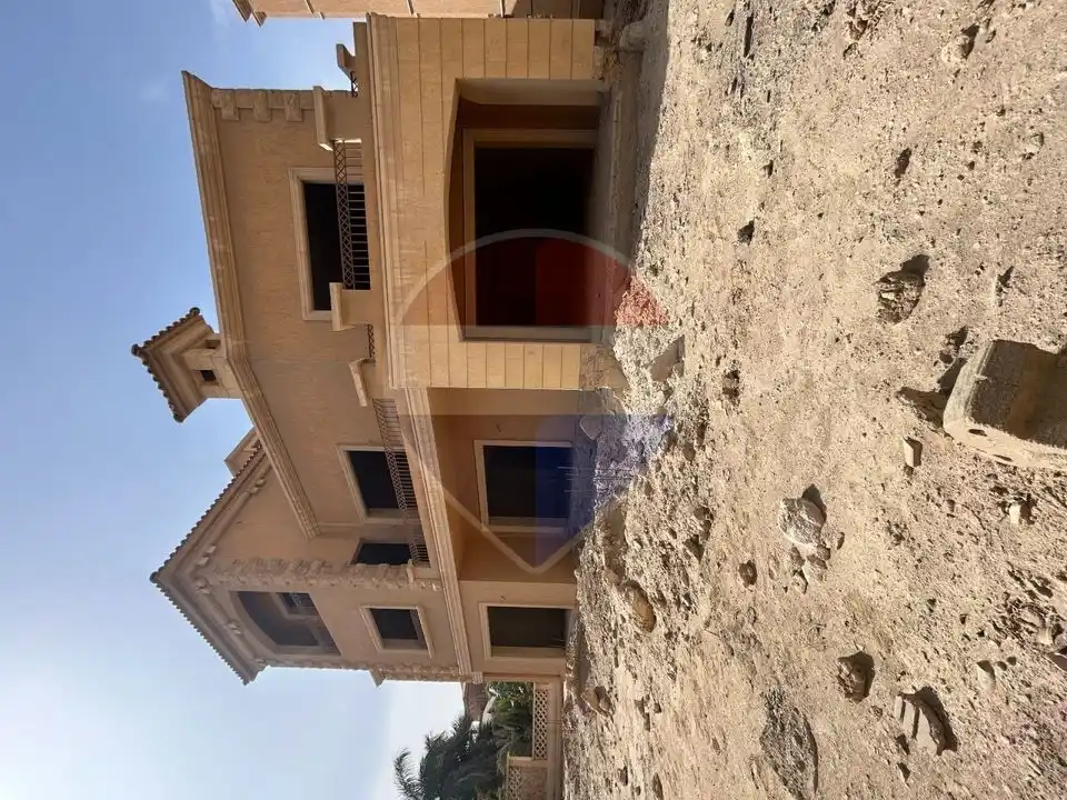 Standalone villa with a prime location in Concordia