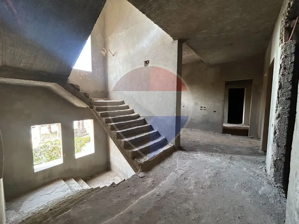 Standalone villa with a prime location in Concordia