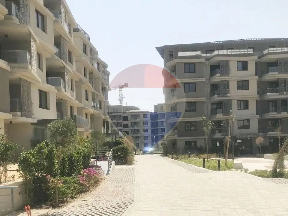 شقة للايجار بسعر مميز في باديه بالم هيلز