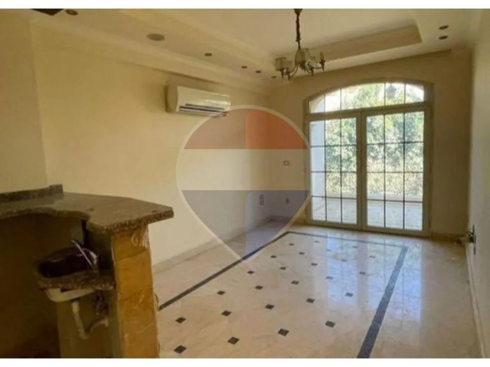 Ready to move townhouse in La Rosa next to Garden8