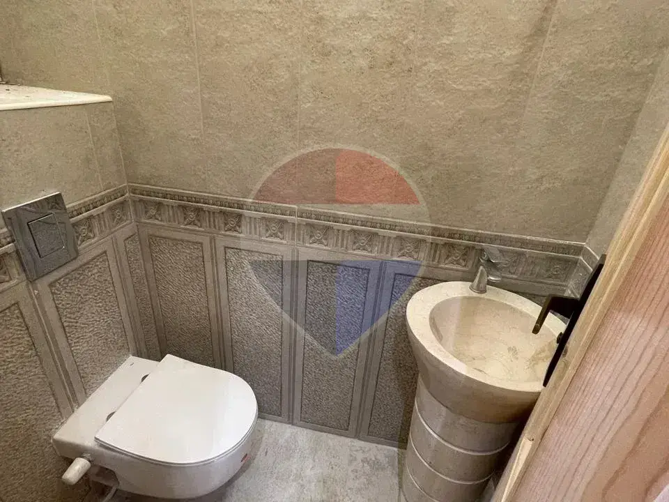 Furnished Townhouse for Rent in Nyoum October