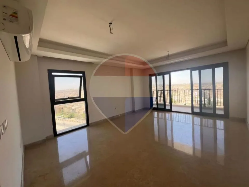 Great View Apartment With Nany Room In Zed Towers