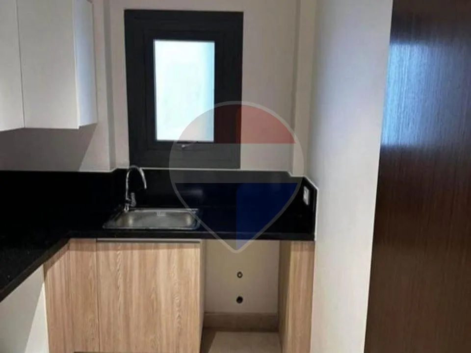 Great View Apartment With Nany Room In Zed Towers
