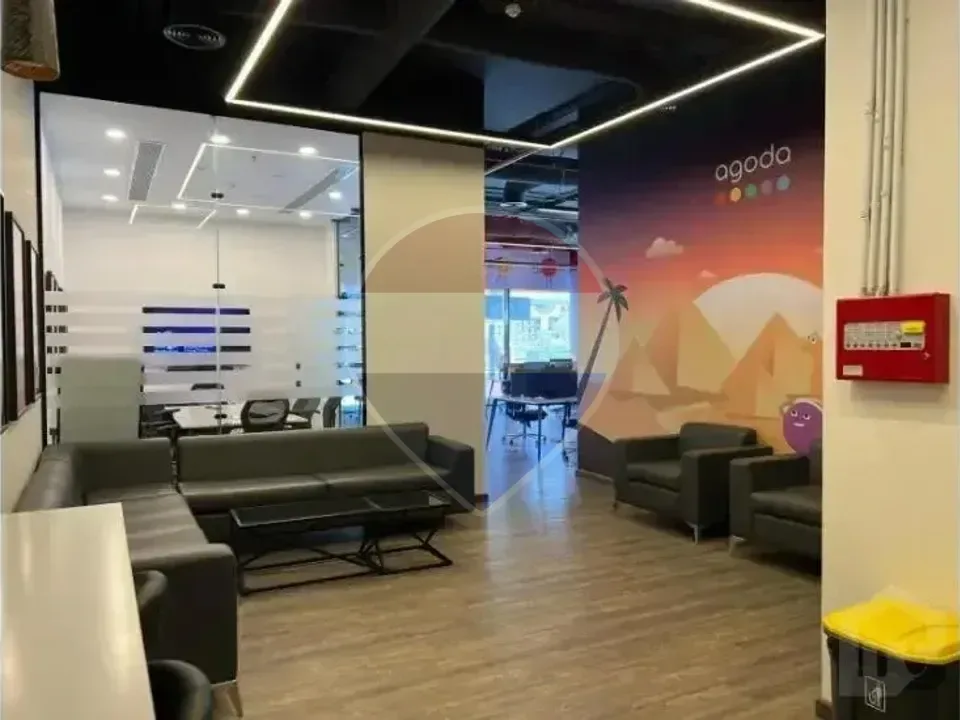 للايجار مكتب ارضي 185م مفروش في ايستاون
