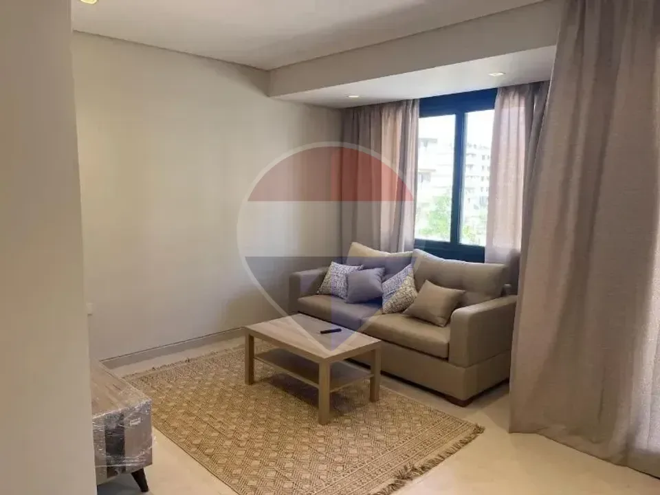 شقة مفروشة اول سكن للايجار في باديه بالم هيلز