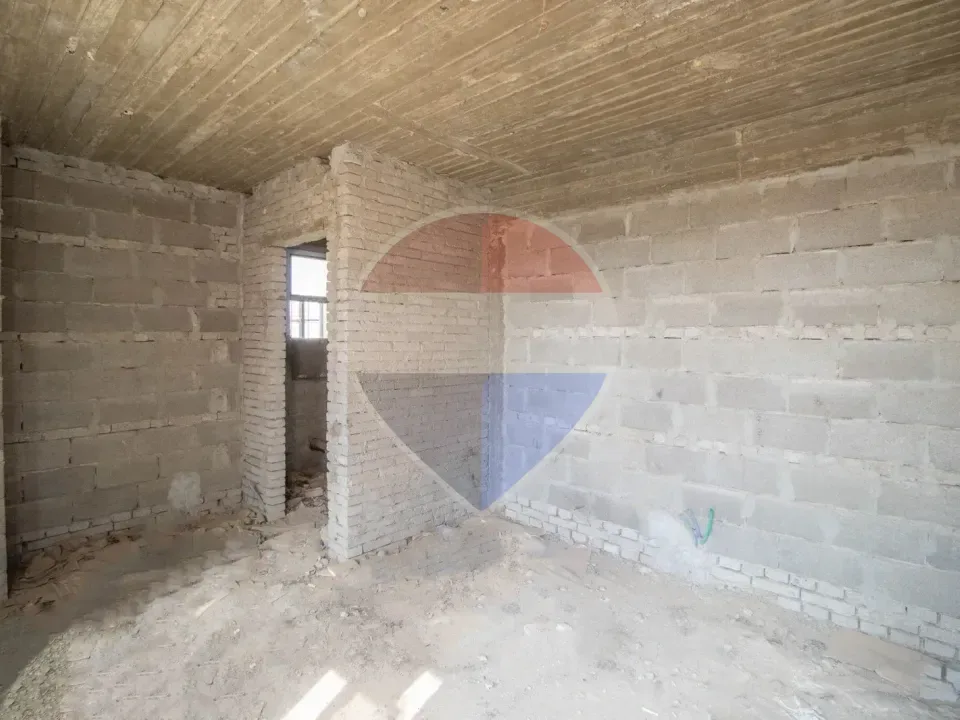 Semi-finished duplex with roof -Private entrance