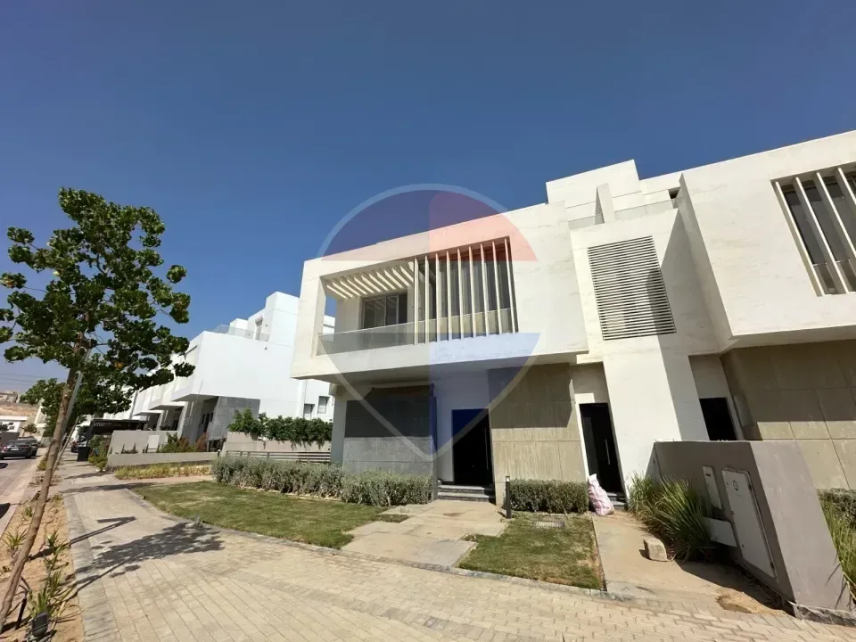 Twinhouse in Joulz Compound – Sheikh Zayed