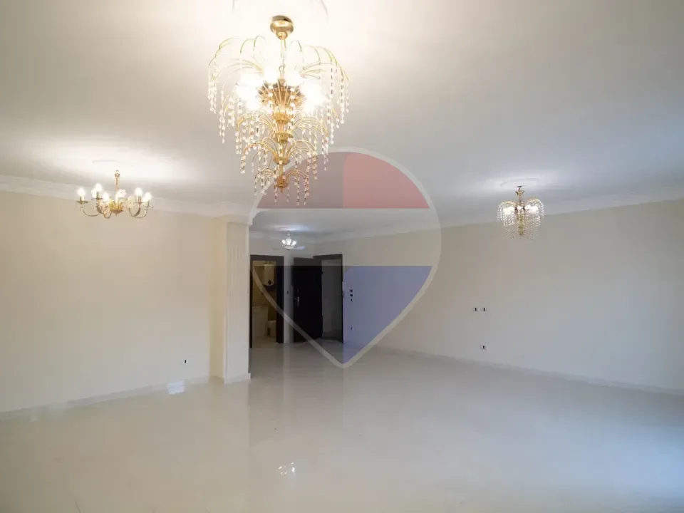 Apartment with kitchen and acs in 7th District