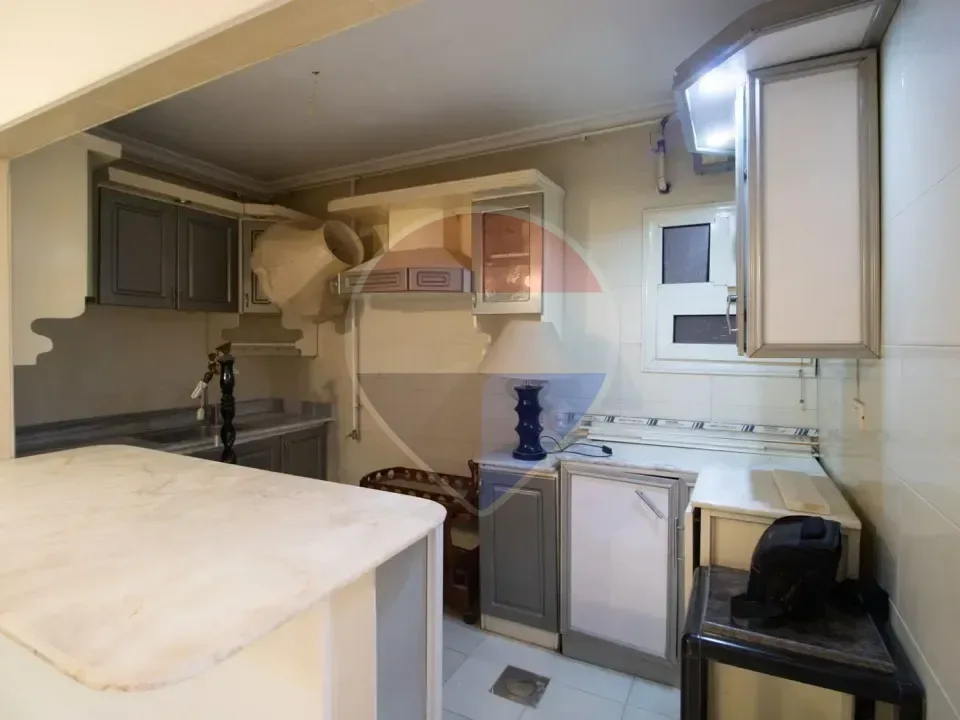 Apartment with kitchen and acs in 7th District